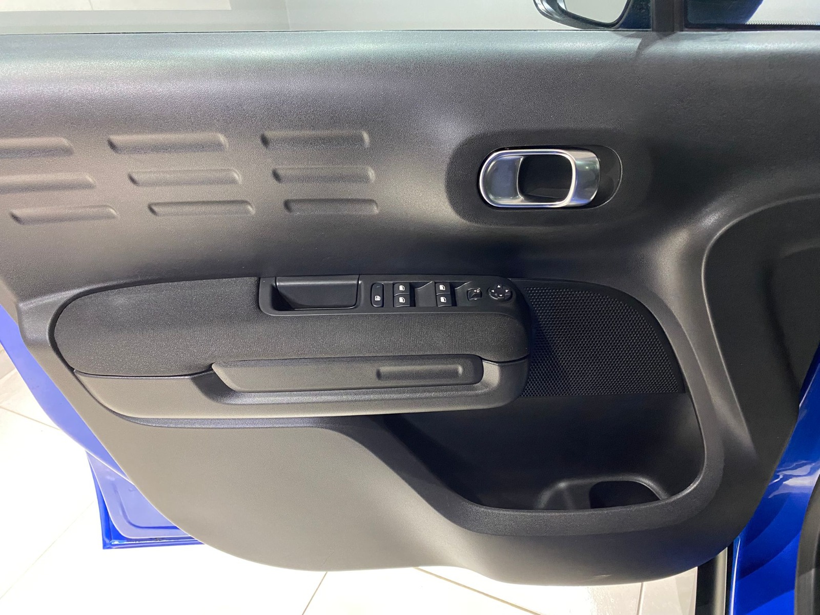 TaksitliOto.Net | 2.El Citroen C3 AirCross SUV 1.2 PureTech S&S Shine Çift Renk EAT6 | Otomatik & Benzin | Mavi | İzmir.2el 2024 Benzin Otomatik Citroen C3 AirCross Mavi Gürel Tasarım Aksesuar Otomotiv San. Tic. Ltd. Şti.