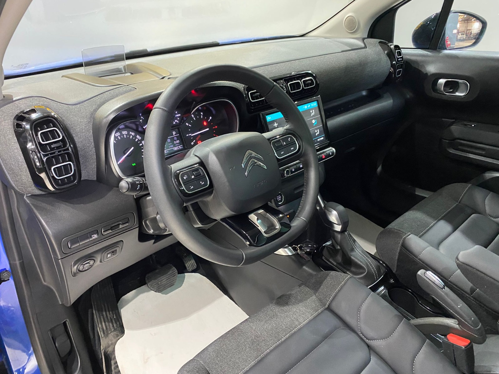 TaksitliOto.Net | 2.El Citroen C3 AirCross SUV 1.2 PureTech S&S Shine Çift Renk EAT6 | Otomatik & Benzin | Mavi | İzmir.2el 2024 Benzin Otomatik Citroen C3 AirCross Mavi Gürel Tasarım Aksesuar Otomotiv San. Tic. Ltd. Şti.