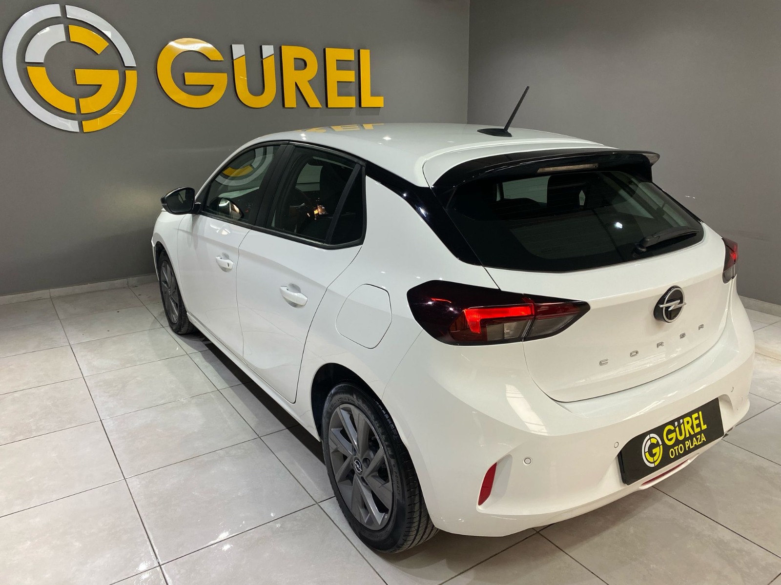2024 Benzin Otomatik Opel Corsa Beyaz Gürel Tasarım Aksesuar Otomotiv San. Tic. Ltd. Şti.