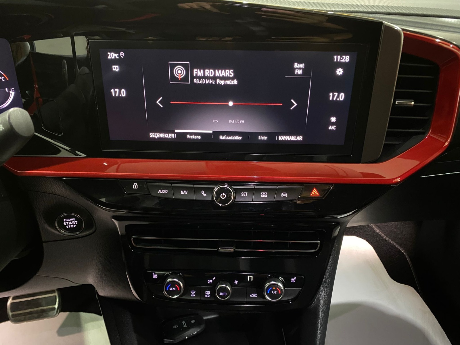 2024 Benzin Otomatik Opel Mokka Beyaz Gürel Tasarım Aksesuar Otomotiv San. Tic. Ltd. Şti.