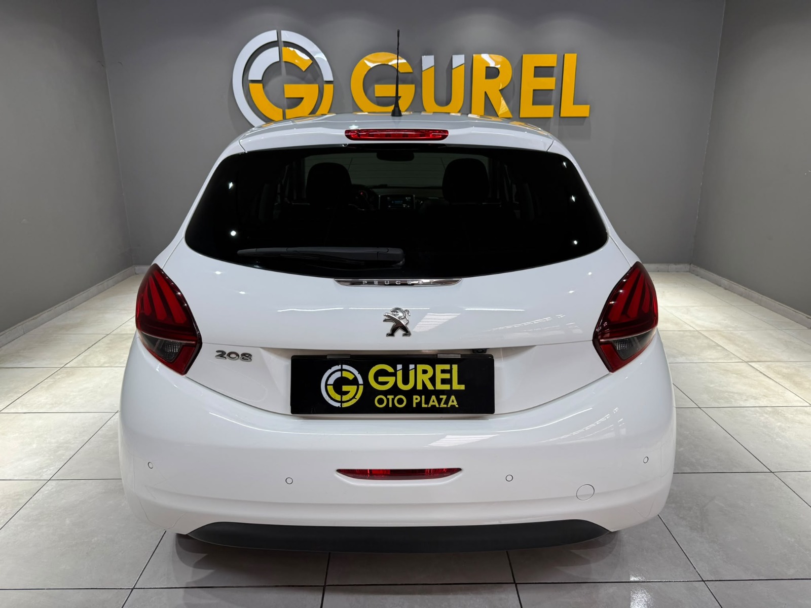 2020 Dizel Manuel Peugeot 208 Beyaz Gürel Tasarım Aksesuar Otomotiv San. Tic. Ltd. Şti.