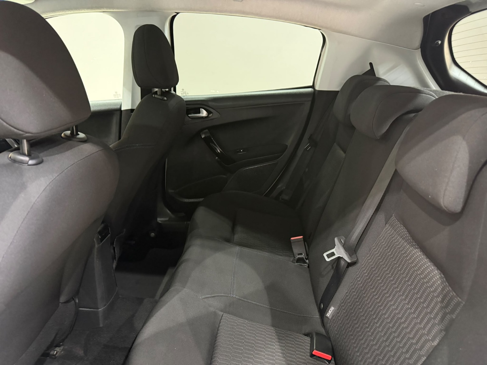 2020 Dizel Manuel Peugeot 208 Beyaz Gürel Tasarım Aksesuar Otomotiv San. Tic. Ltd. Şti.
