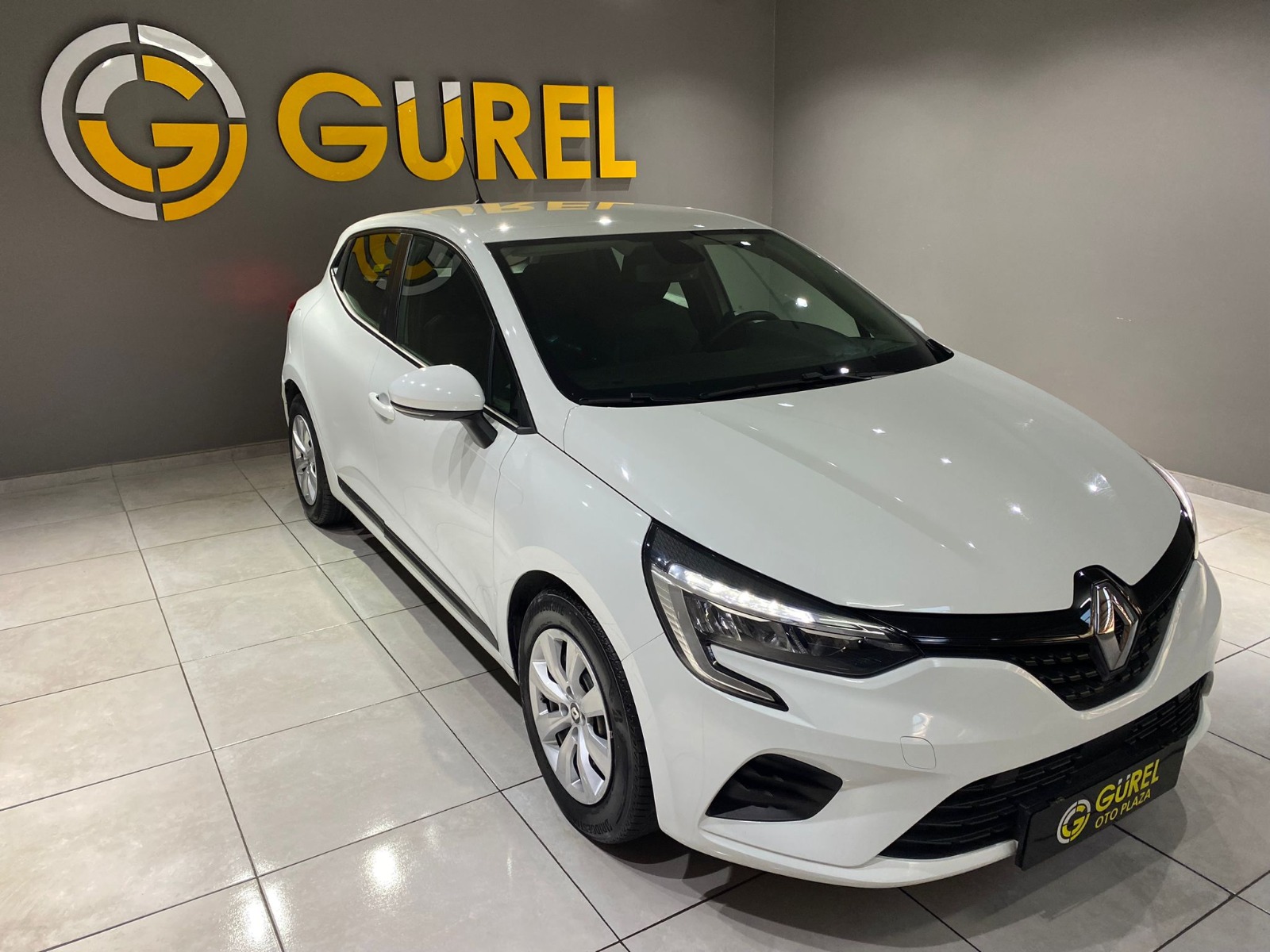 2022 Benzin Manuel Renault Clio Beyaz Gürel Tasarım Aksesuar Otomotiv San. Tic. Ltd. Şti.