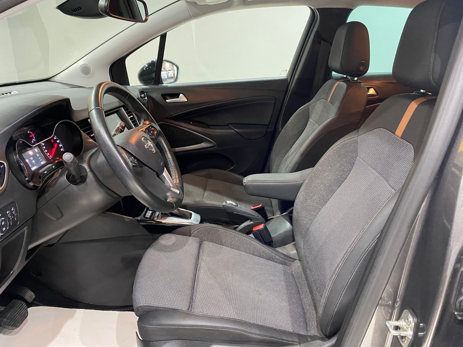 2021 Benzin Otomatik Opel Crossland Gri Gürel Tasarım Aksesuar Otomotiv San. Tic. Ltd. Şti.