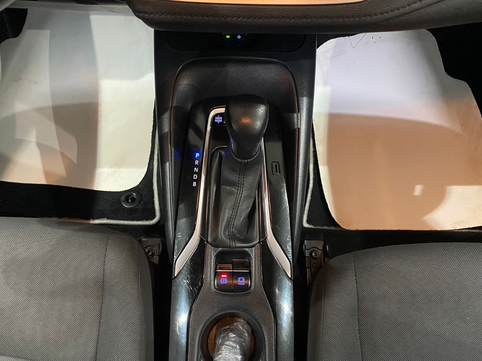 2022 Hybrid Otomatik Toyota Corolla Beyaz Gürel Tasarım Aksesuar Otomotiv San. Tic. Ltd. Şti.