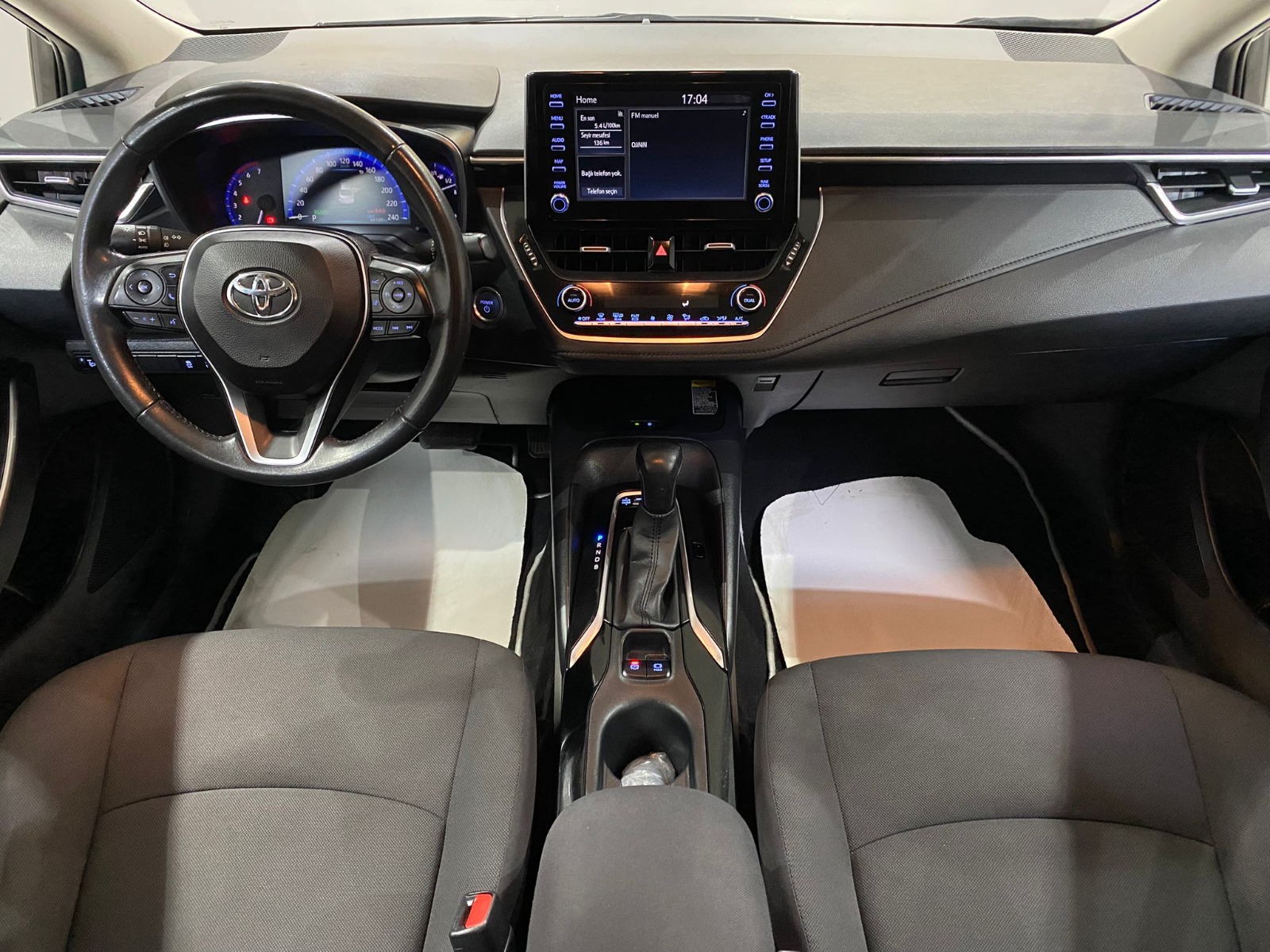 2022 Hybrid Otomatik Toyota Corolla Beyaz Gürel Tasarım Aksesuar Otomotiv San. Tic. Ltd. Şti.