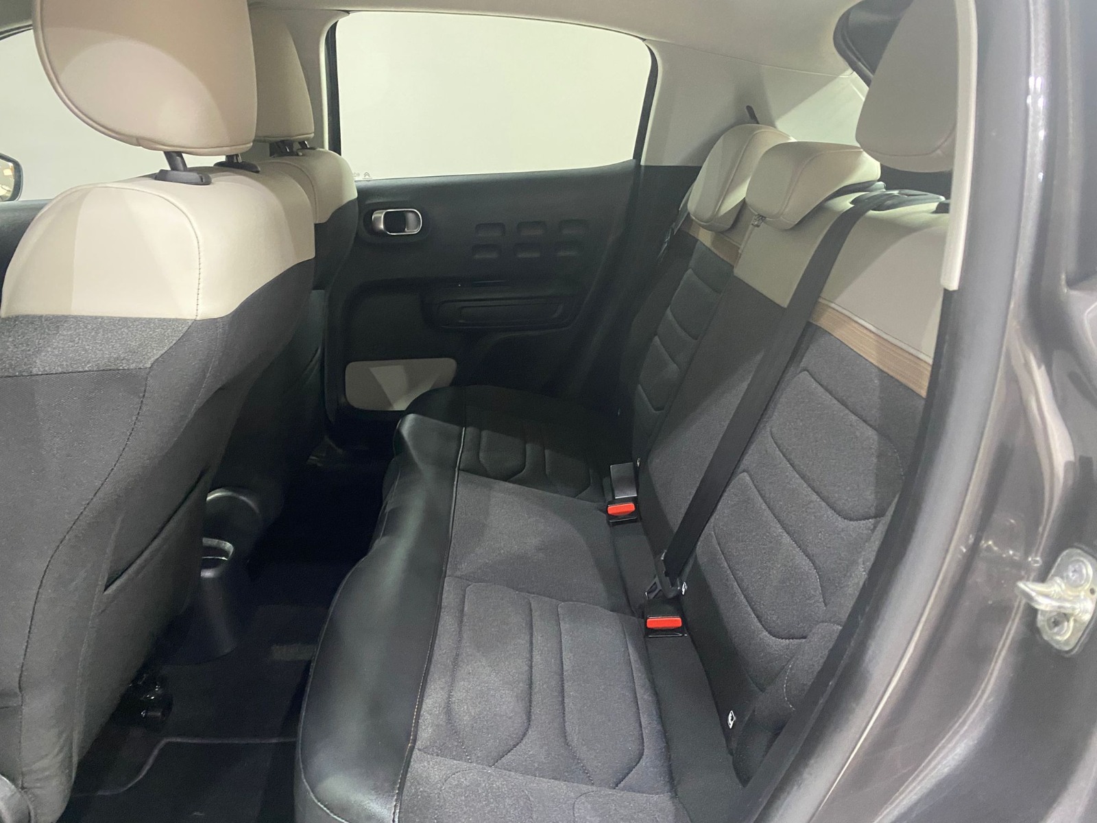 2023 Benzin Otomatik Citroen C3 Gri Gürel Tasarım Aksesuar Otomotiv San. Tic. Ltd. Şti.
