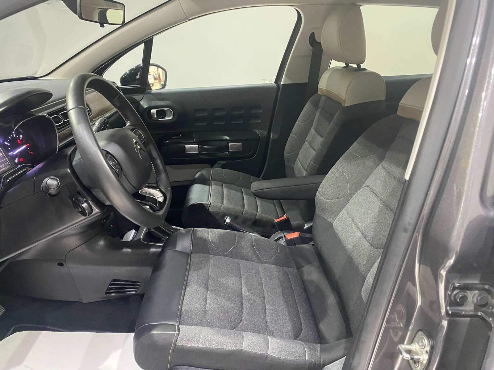 2023 Benzin Otomatik Citroen C3 Gri Gürel Tasarım Aksesuar Otomotiv San. Tic. Ltd. Şti.