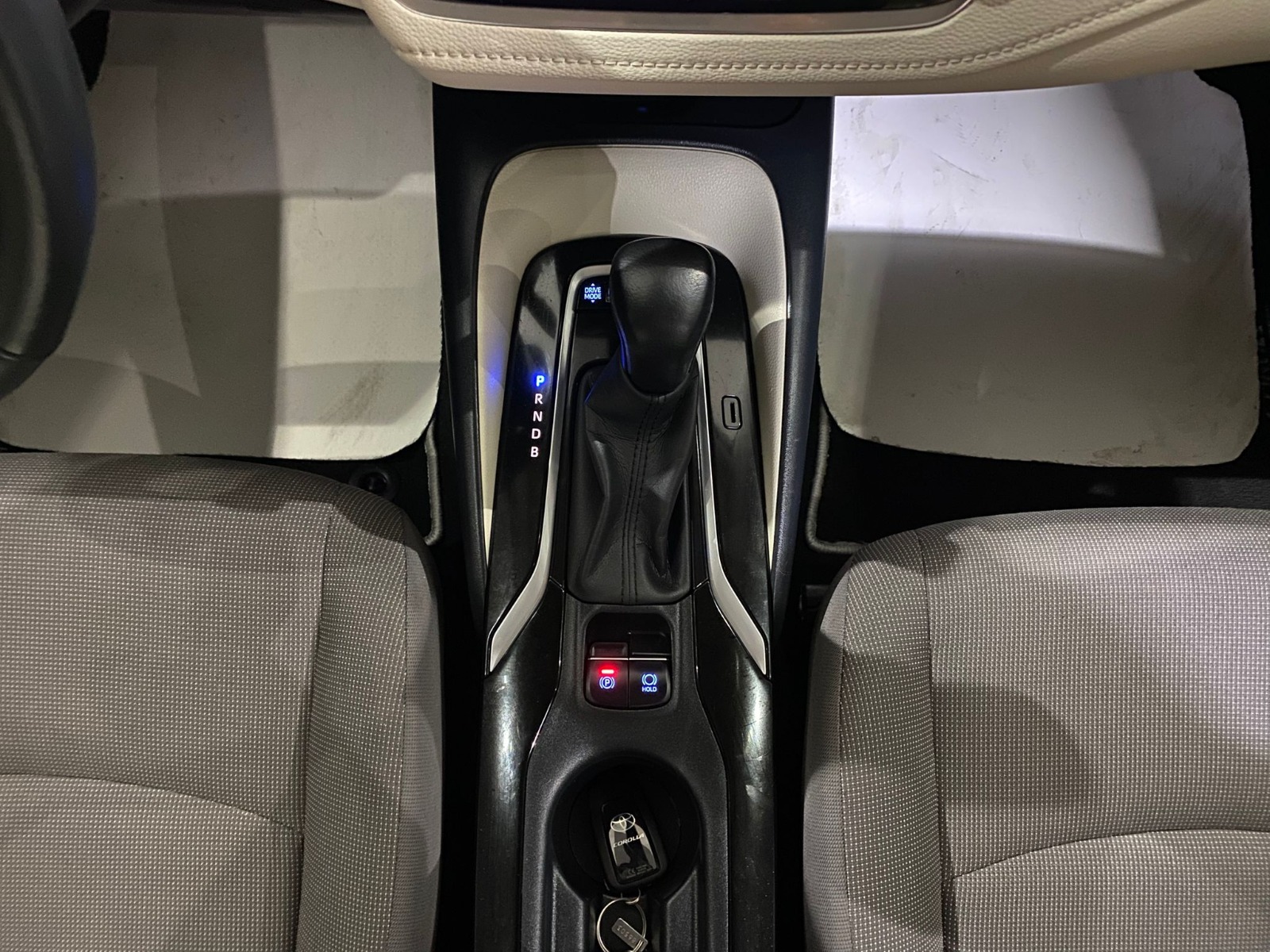 2020 Hybrid Otomatik Toyota Corolla Beyaz Gürel Tasarım Aksesuar Otomotiv San. Tic. Ltd. Şti.