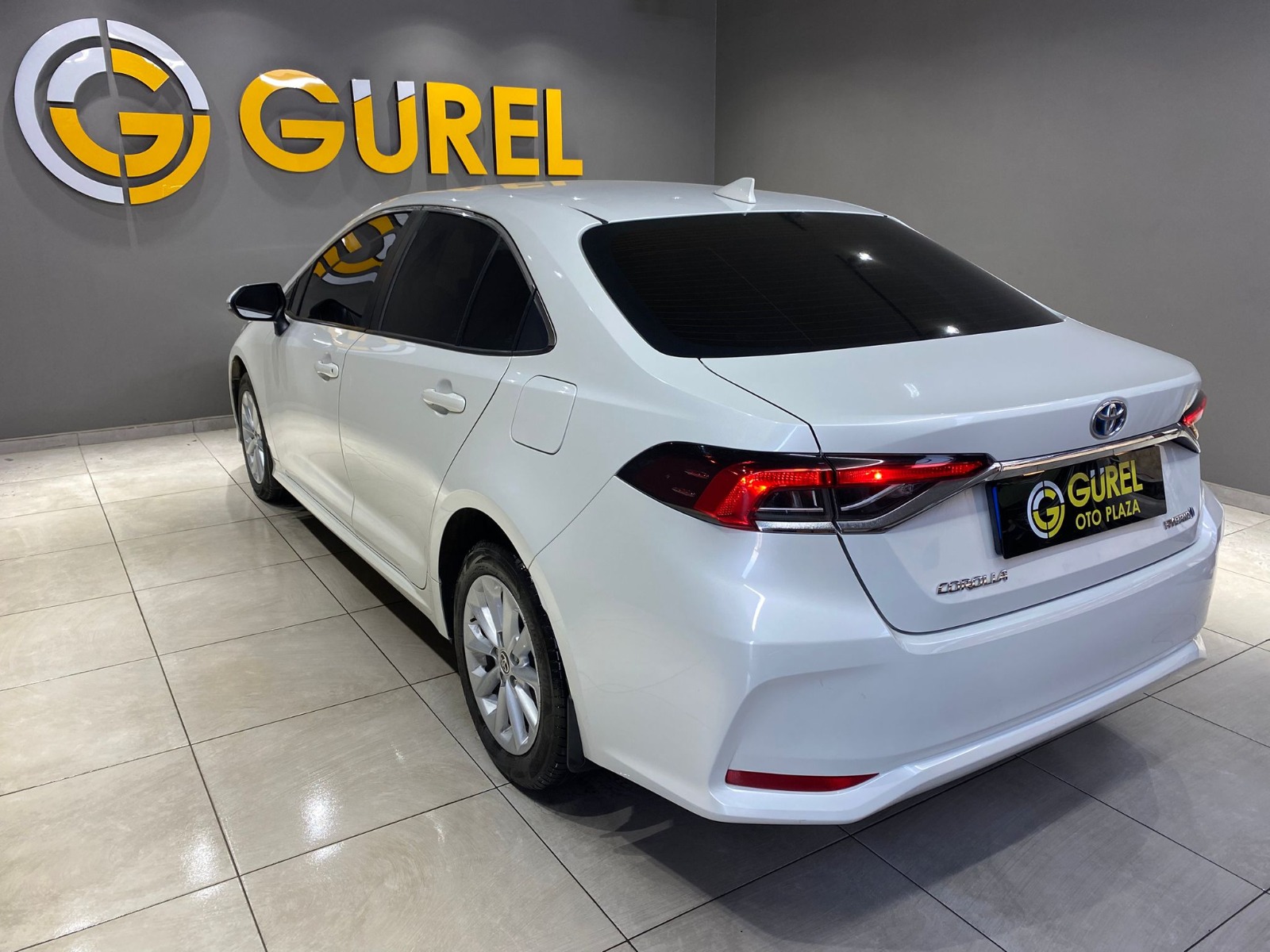 2020 Hybrid Otomatik Toyota Corolla Beyaz Gürel Tasarım Aksesuar Otomotiv San. Tic. Ltd. Şti.
