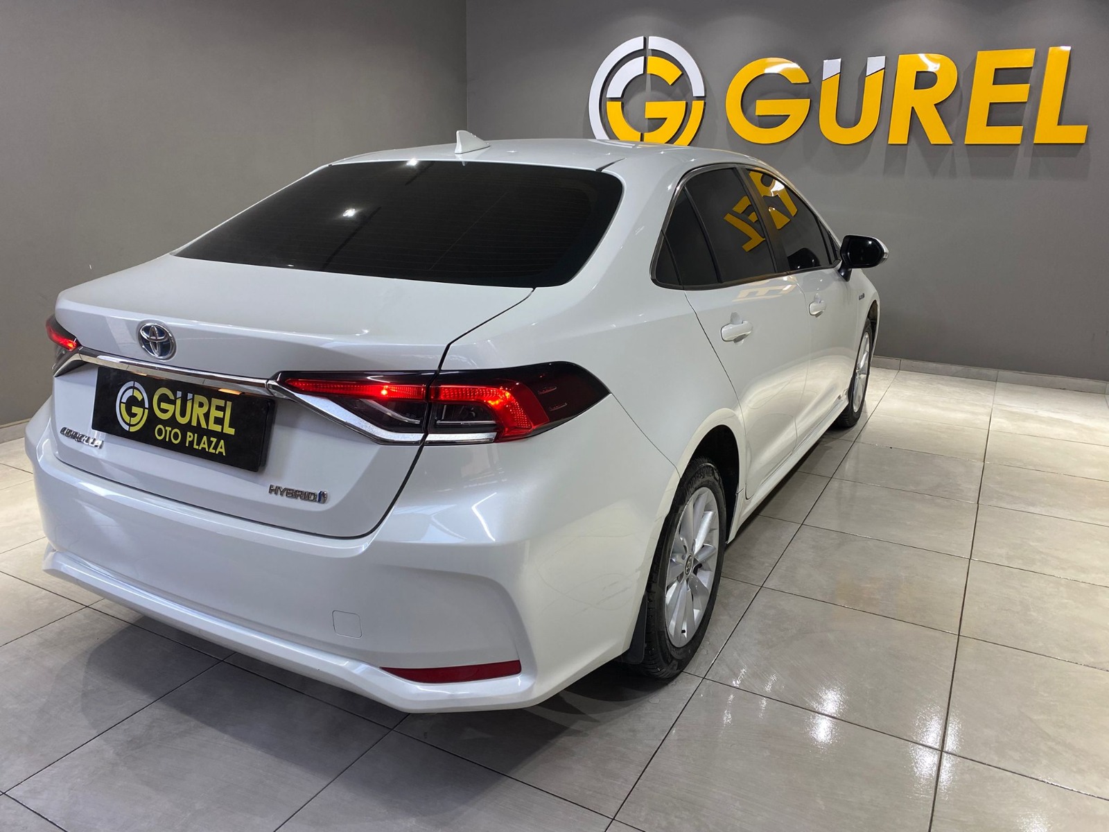 2020 Hybrid Otomatik Toyota Corolla Beyaz Gürel Tasarım Aksesuar Otomotiv San. Tic. Ltd. Şti.