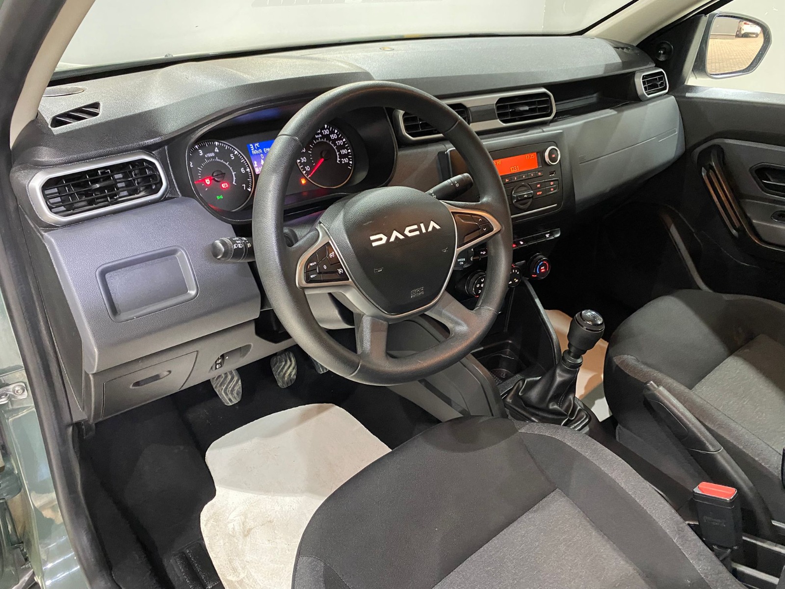2023 Benzin Manuel Dacia Duster Yeşil Gürel Tasarım Aksesuar Otomotiv San. Tic. Ltd. Şti.