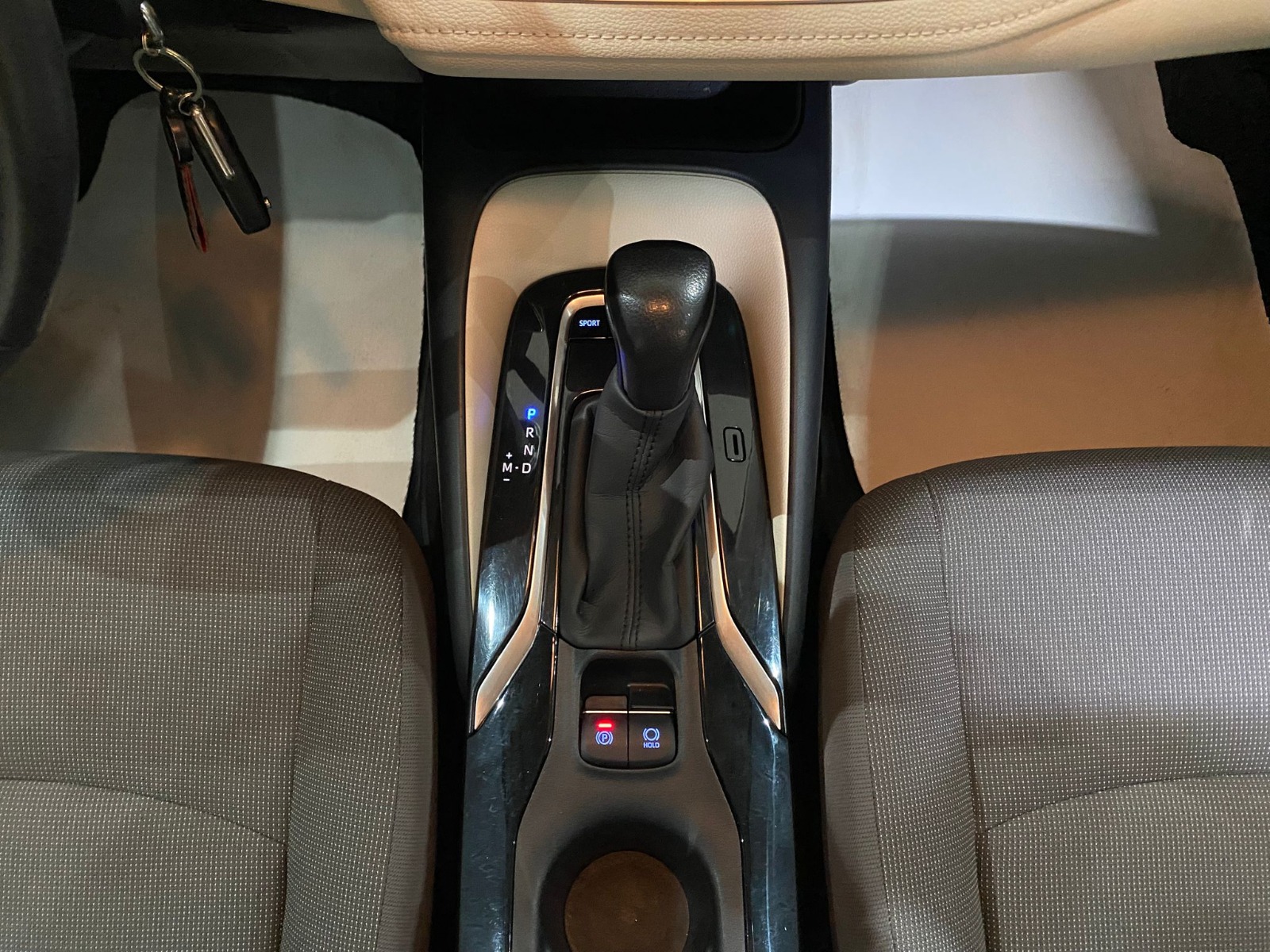 2021 Benzin Otomatik Toyota Corolla Gümüş Gri Gürel Tasarım Aksesuar Otomotiv San. Tic. Ltd. Şti.
