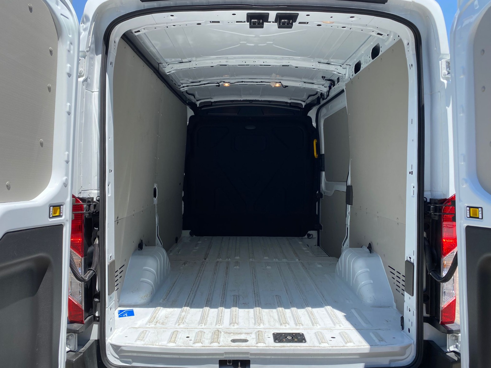 2025 Dizel Manuel Ford Transit Beyaz Gürel Tasarım Aksesuar Otomotiv San. Tic. Ltd. Şti.
