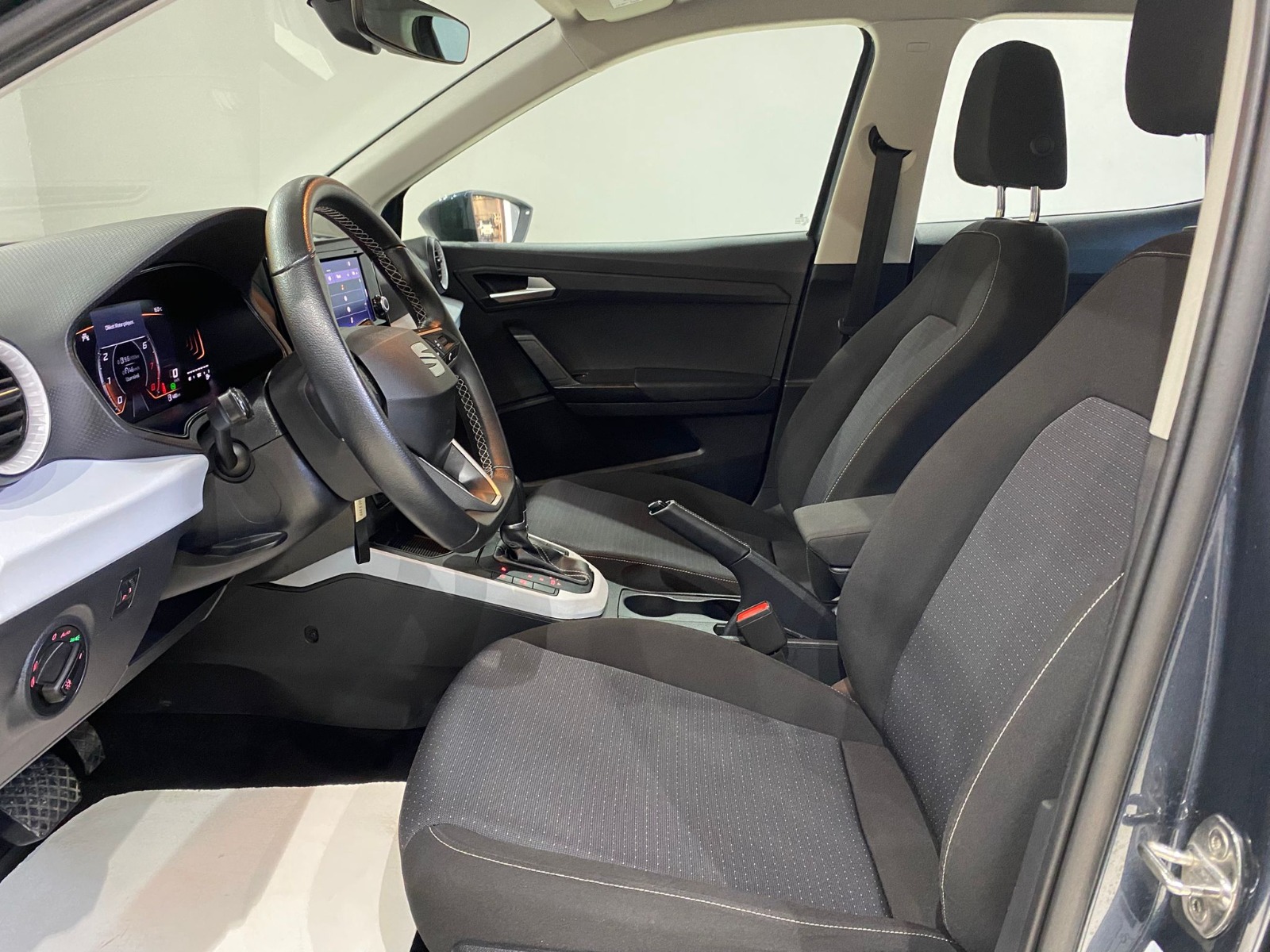 2024 Benzin Otomatik Seat Arona Gri Gürel Tasarım Aksesuar Otomotiv San. Tic. Ltd. Şti.