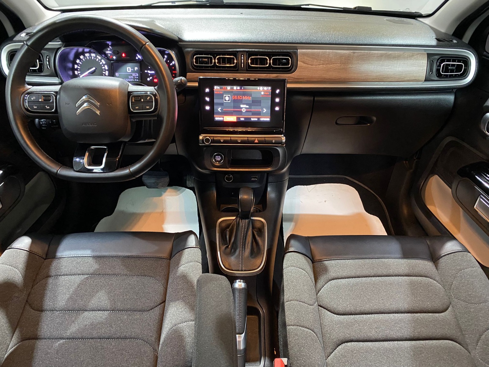 2024 Benzin Otomatik Citroen C3 Beyaz Gürel Tasarım Aksesuar Otomotiv San. Tic. Ltd. Şti.
