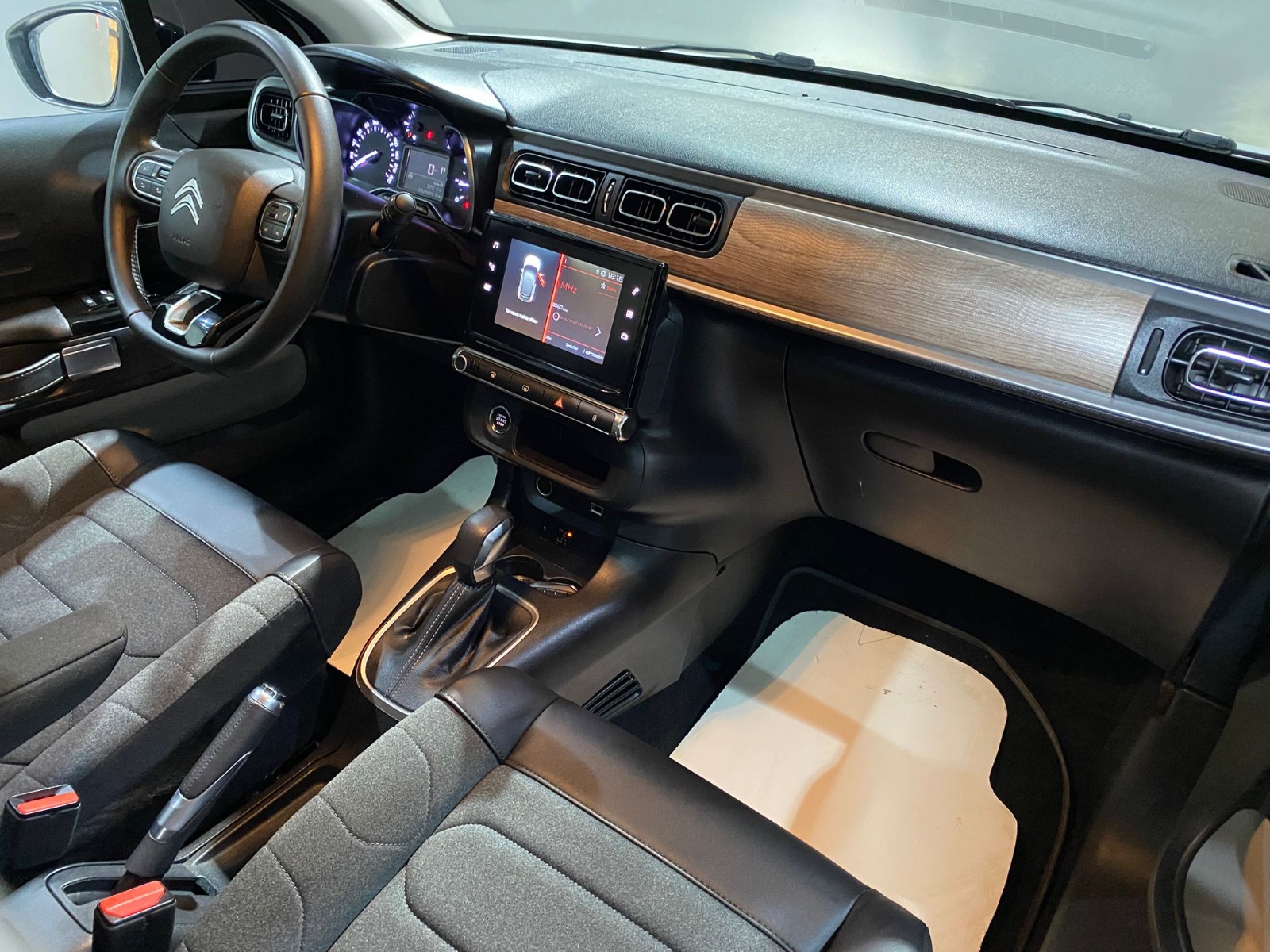2024 Benzin Otomatik Citroen C3 Beyaz Gürel Tasarım Aksesuar Otomotiv San. Tic. Ltd. Şti.