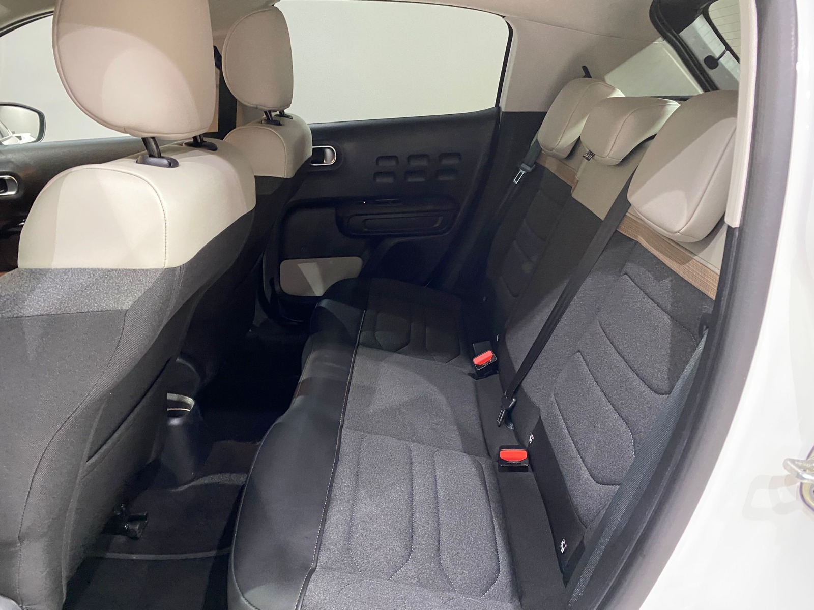 2024 Benzin Otomatik Citroen C3 Beyaz Gürel Tasarım Aksesuar Otomotiv San. Tic. Ltd. Şti.
