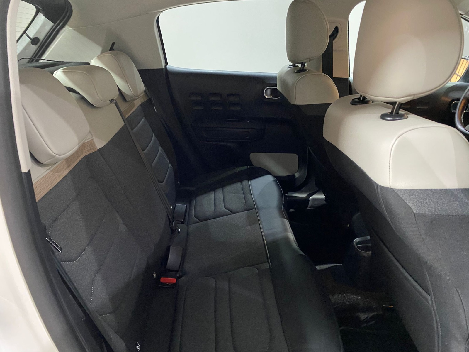 2024 Benzin Otomatik Citroen C3 Beyaz Gürel Tasarım Aksesuar Otomotiv San. Tic. Ltd. Şti.