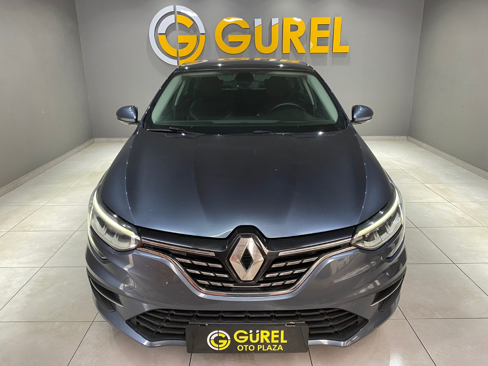 TaksitliOto.Net | 2.El Renault Megane Sedan 1.5 Blue DCI Icon EDC | Otomatik & Dizel | Gri | İzmir.2el 2022 Dizel Otomatik Renault Megane Gri Gürel Tasarım Aksesuar Otomotiv San. Tic. Ltd. Şti.