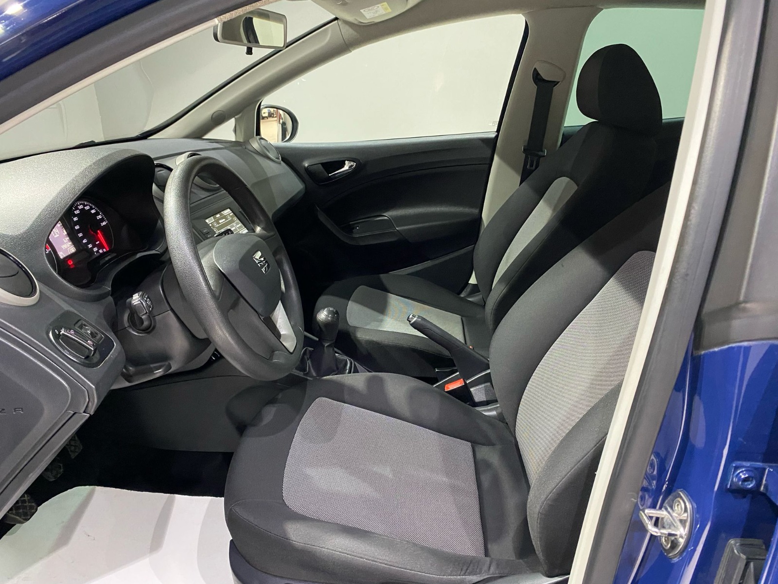 2017 Benzin Manuel Seat Ibiza Mavi Gürel Tasarım Aksesuar Otomotiv San. Tic. Ltd. Şti.