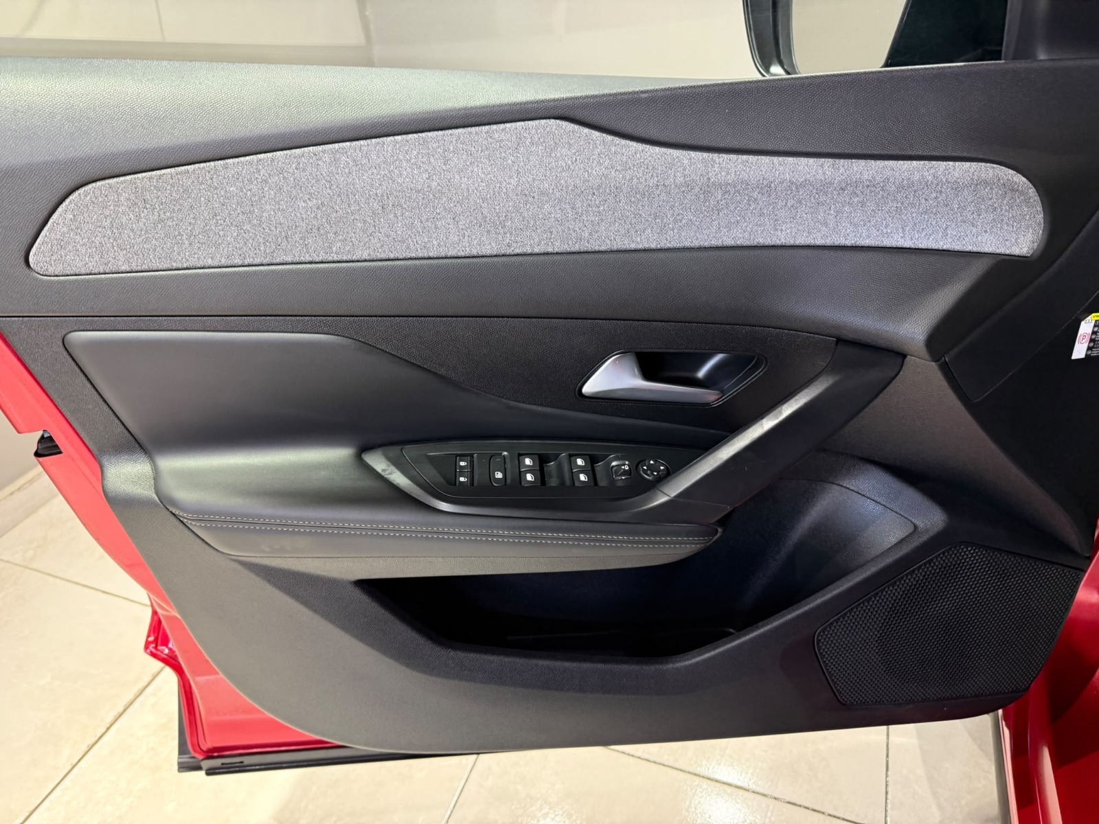 2025 Benzin Otomatik Peugeot 408 Kırmızı Gürel Tasarım Aksesuar Otomotiv San. Tic. Ltd. Şti.