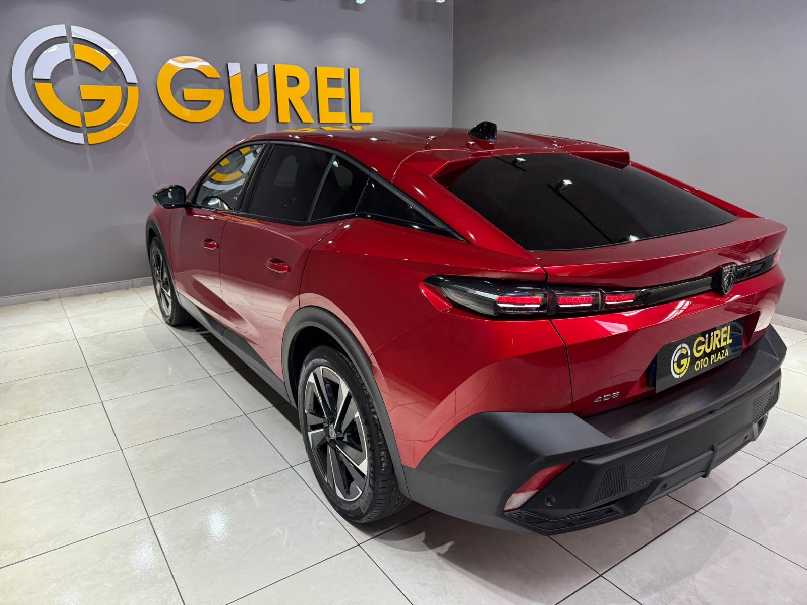 2025 Benzin Otomatik Peugeot 408 Kırmızı Gürel Tasarım Aksesuar Otomotiv San. Tic. Ltd. Şti.