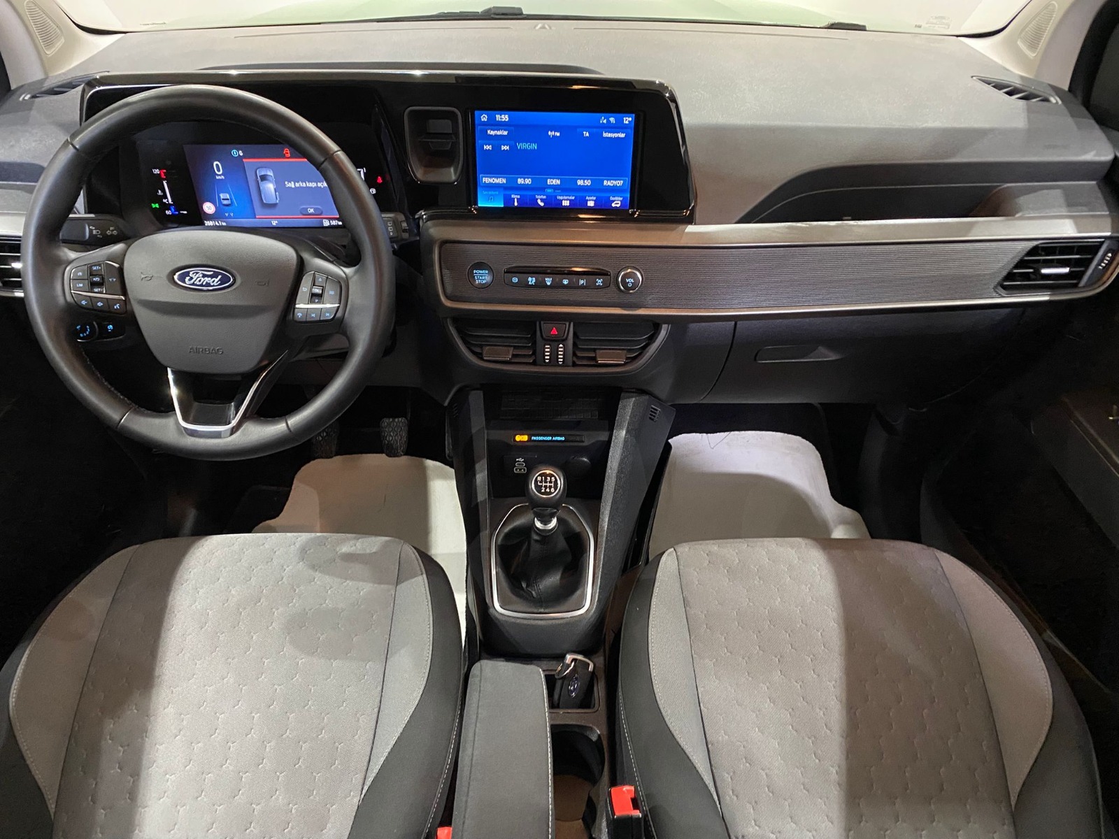 2025 Dizel Manuel Ford Tourneo Courier Yeşil Gürel Tasarım Aksesuar Otomotiv San. Tic. Ltd. Şti.