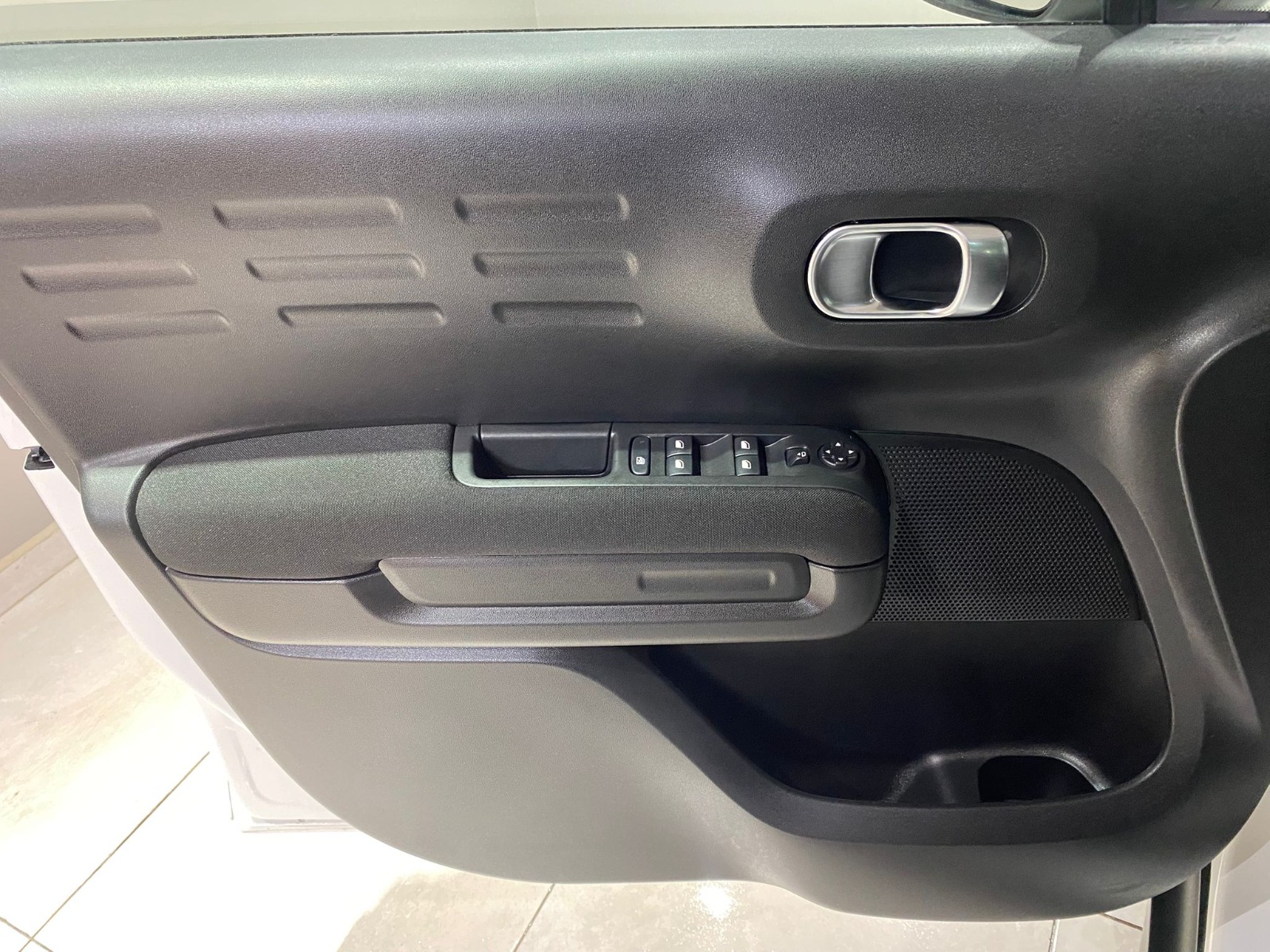 2024 Benzin Otomatik Citroen C3 AirCross Beyaz Gürel Tasarım Aksesuar Otomotiv San. Tic. Ltd. Şti.