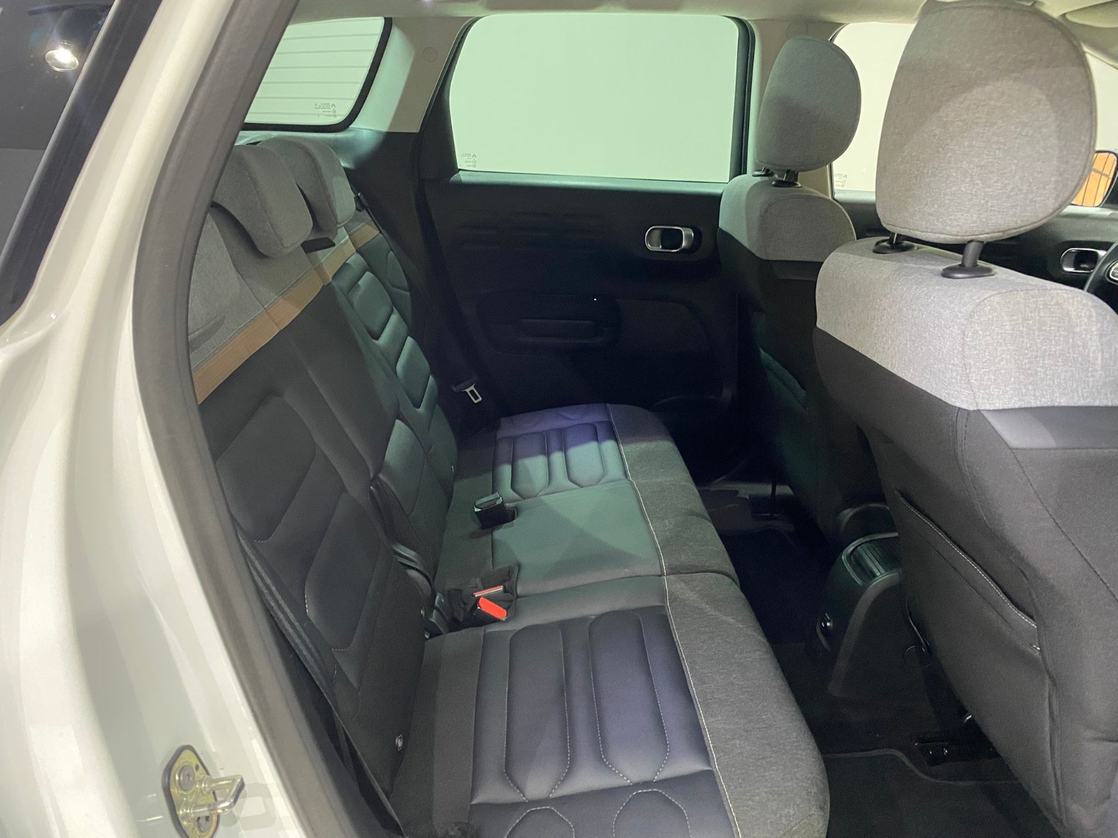 2024 Benzin Otomatik Citroen C3 AirCross Beyaz Gürel Tasarım Aksesuar Otomotiv San. Tic. Ltd. Şti.