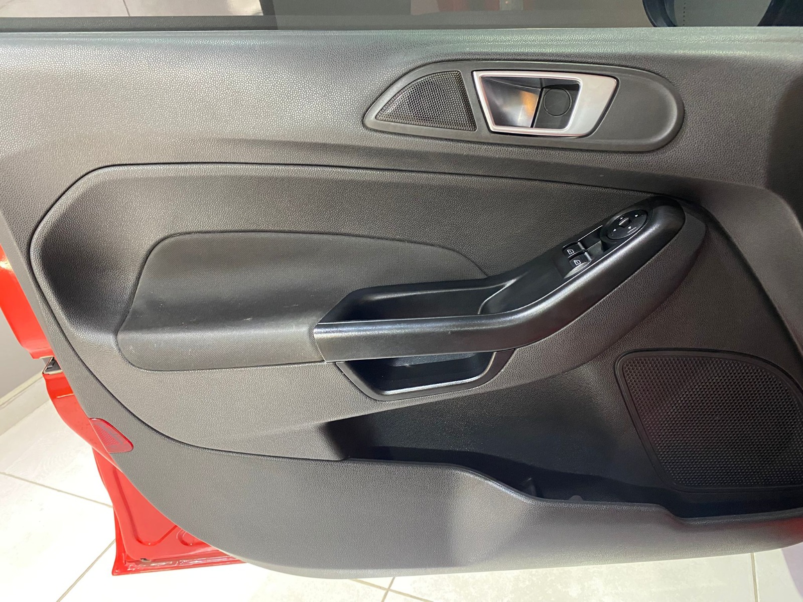 2015 Benzin + LPG Manuel Ford Fiesta Kırmızı Gürel Tasarım Aksesuar Otomotiv San. Tic. Ltd. Şti.