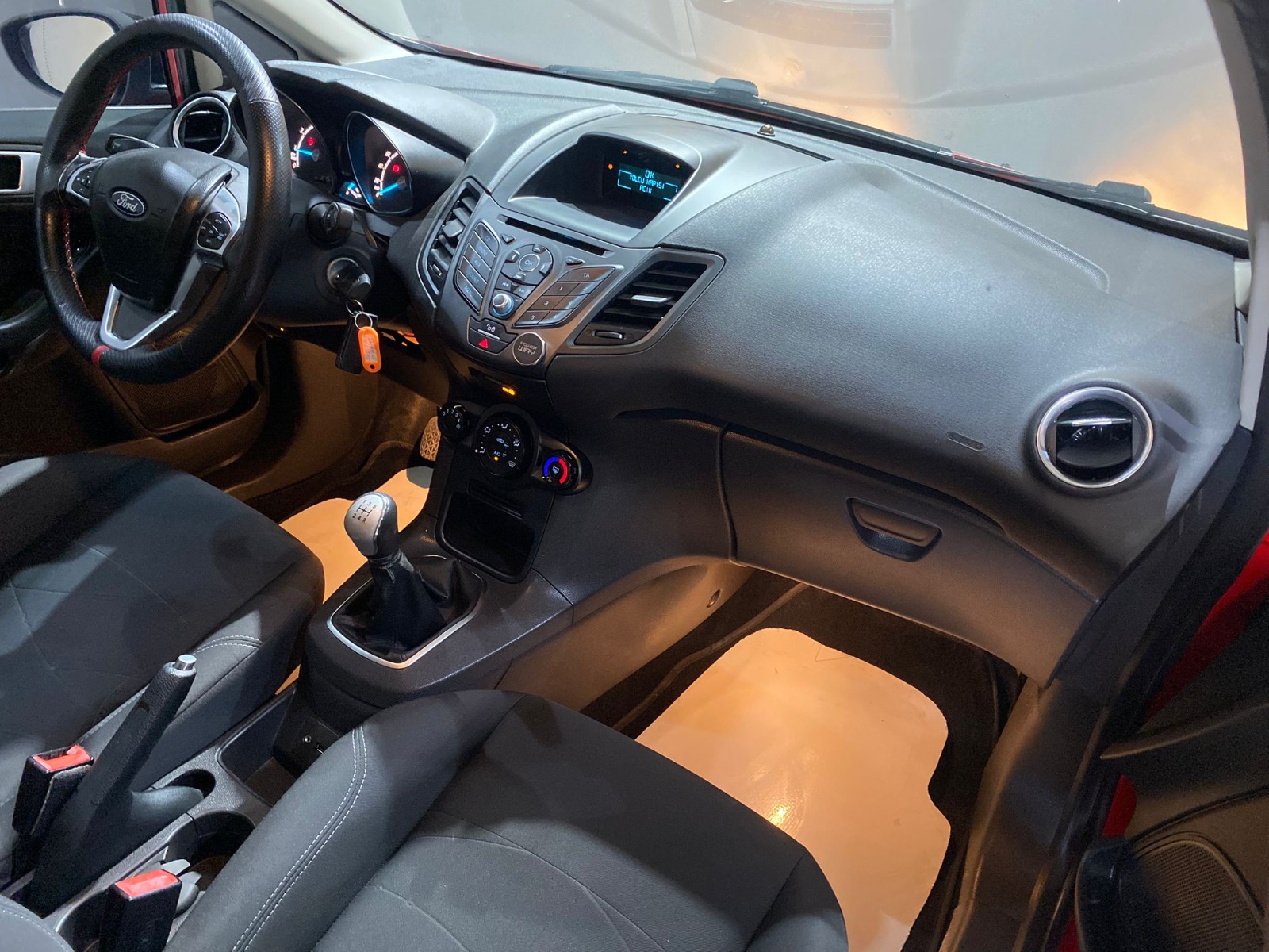 2015 Benzin + LPG Manuel Ford Fiesta Kırmızı Gürel Tasarım Aksesuar Otomotiv San. Tic. Ltd. Şti.