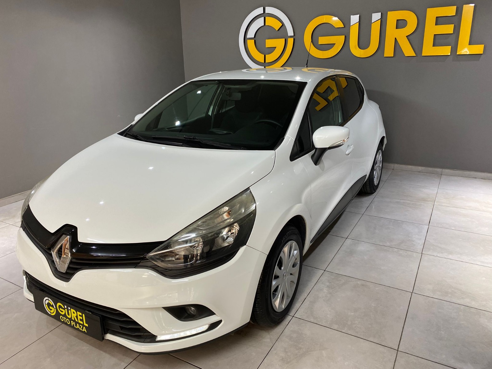 2017 Benzin Manuel Renault Clio Beyaz Gürel Tasarım Aksesuar Otomotiv San. Tic. Ltd. Şti.