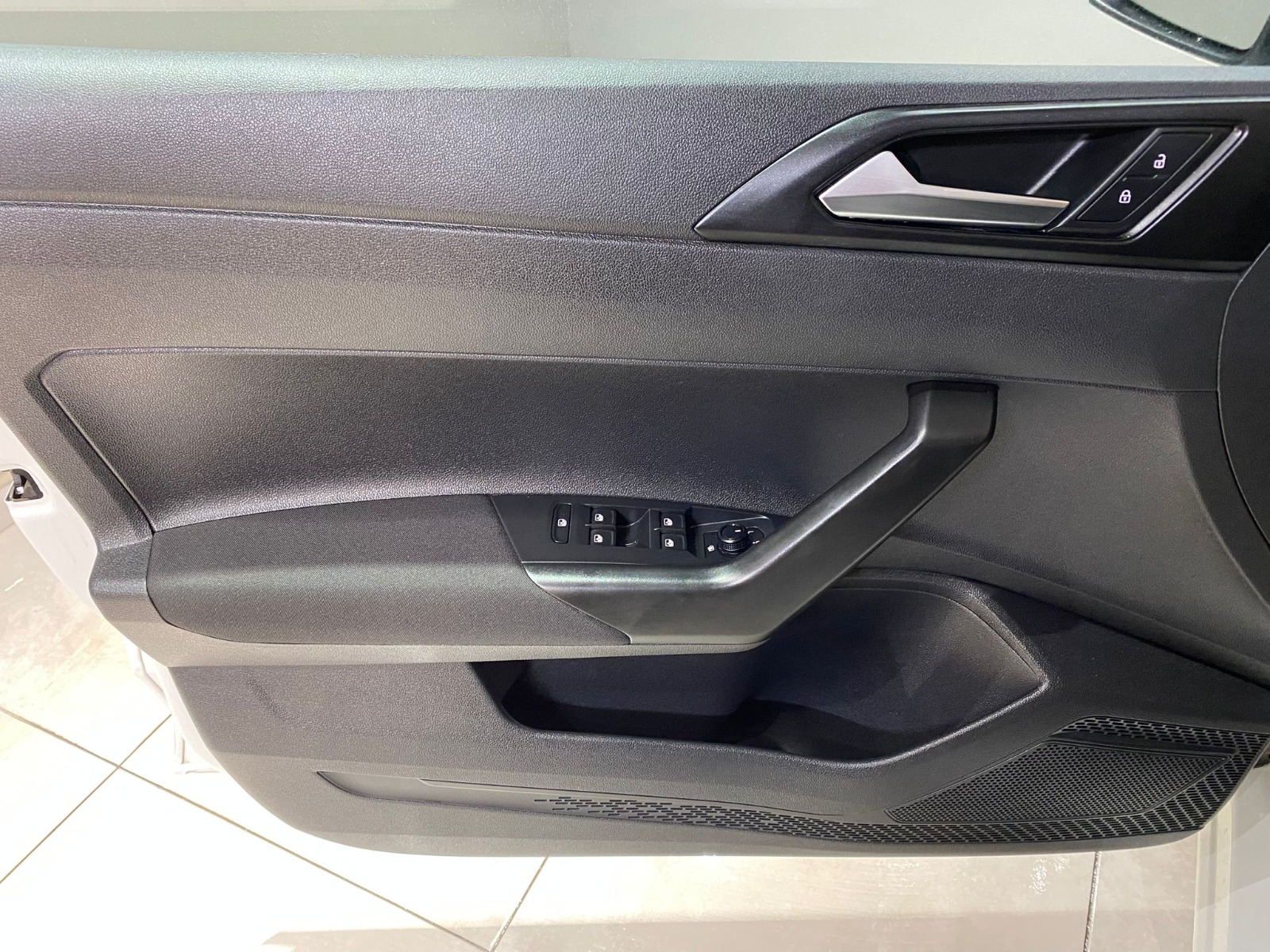 2022 Benzin Manuel Volkswagen Polo Beyaz Gürel Tasarım Aksesuar Otomotiv San. Tic. Ltd. Şti.