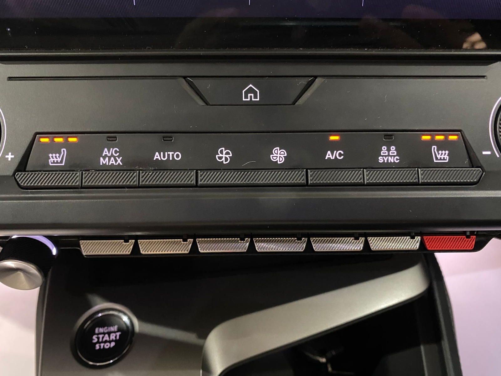 2023 Benzin Otomatik Peugeot 408 Gri Gürel Tasarım Aksesuar Otomotiv San. Tic. Ltd. Şti.