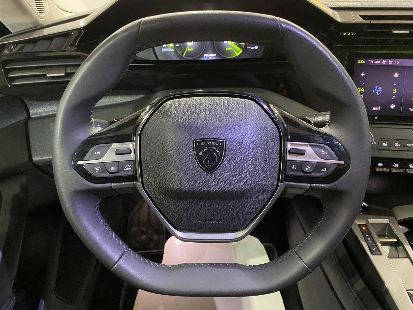 2023 Benzin Otomatik Peugeot 408 Gri Gürel Tasarım Aksesuar Otomotiv San. Tic. Ltd. Şti.