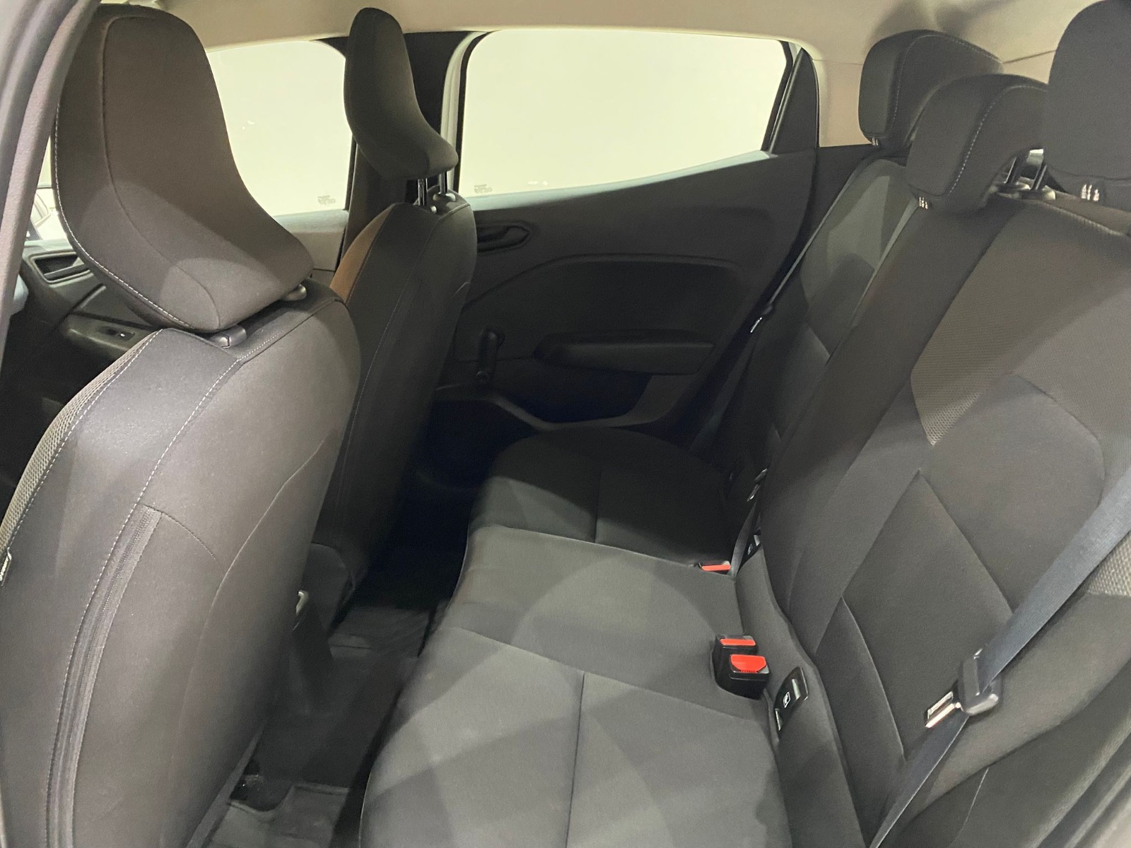 2022 Benzin Otomatik Renault Clio Beyaz Gürel Tasarım Aksesuar Otomotiv San. Tic. Ltd. Şti.