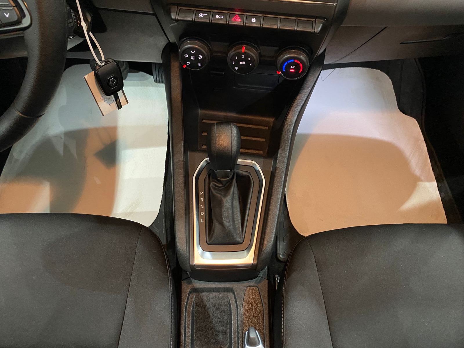 2022 Benzin Otomatik Renault Clio Beyaz Gürel Tasarım Aksesuar Otomotiv San. Tic. Ltd. Şti.