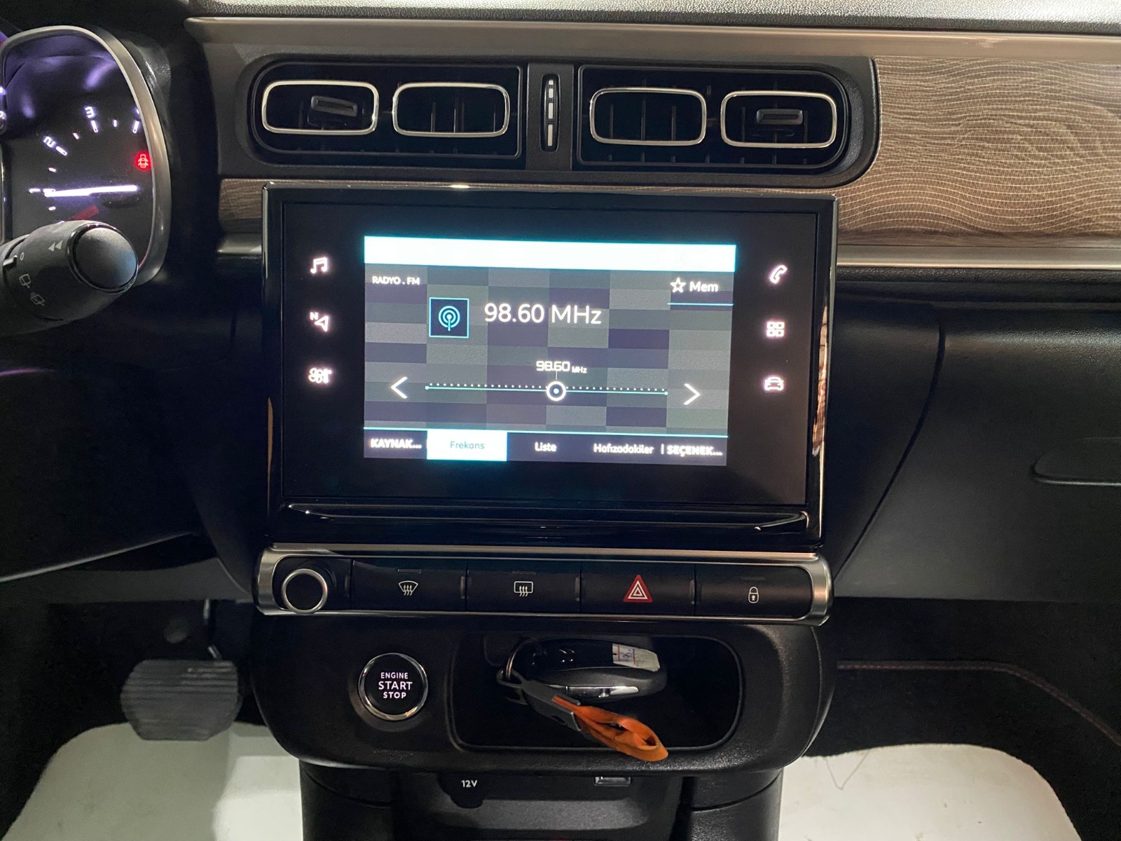 2024 Benzin Otomatik Citroen C3 Beyaz Gürel Tasarım Aksesuar Otomotiv San. Tic. Ltd. Şti.