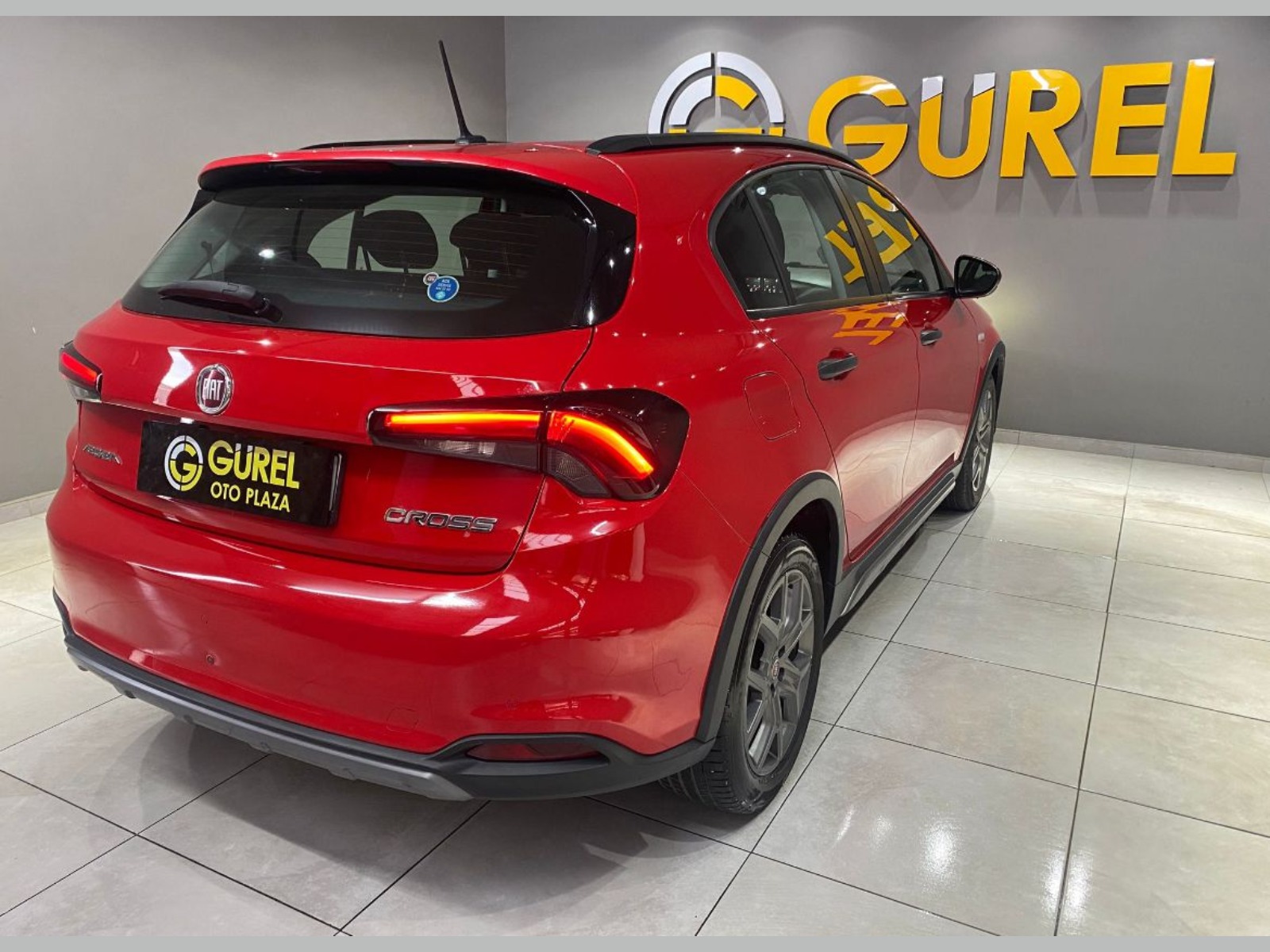 2021 Benzin Manuel Fiat Egea Kırmızı Gürel Tasarım Aksesuar Otomotiv San. Tic. Ltd. Şti.