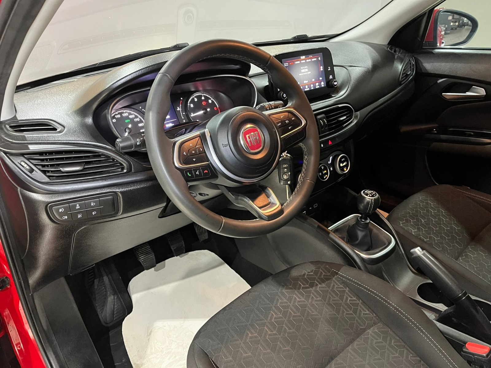 2021 Benzin Manuel Fiat Egea Kırmızı Gürel Tasarım Aksesuar Otomotiv San. Tic. Ltd. Şti.