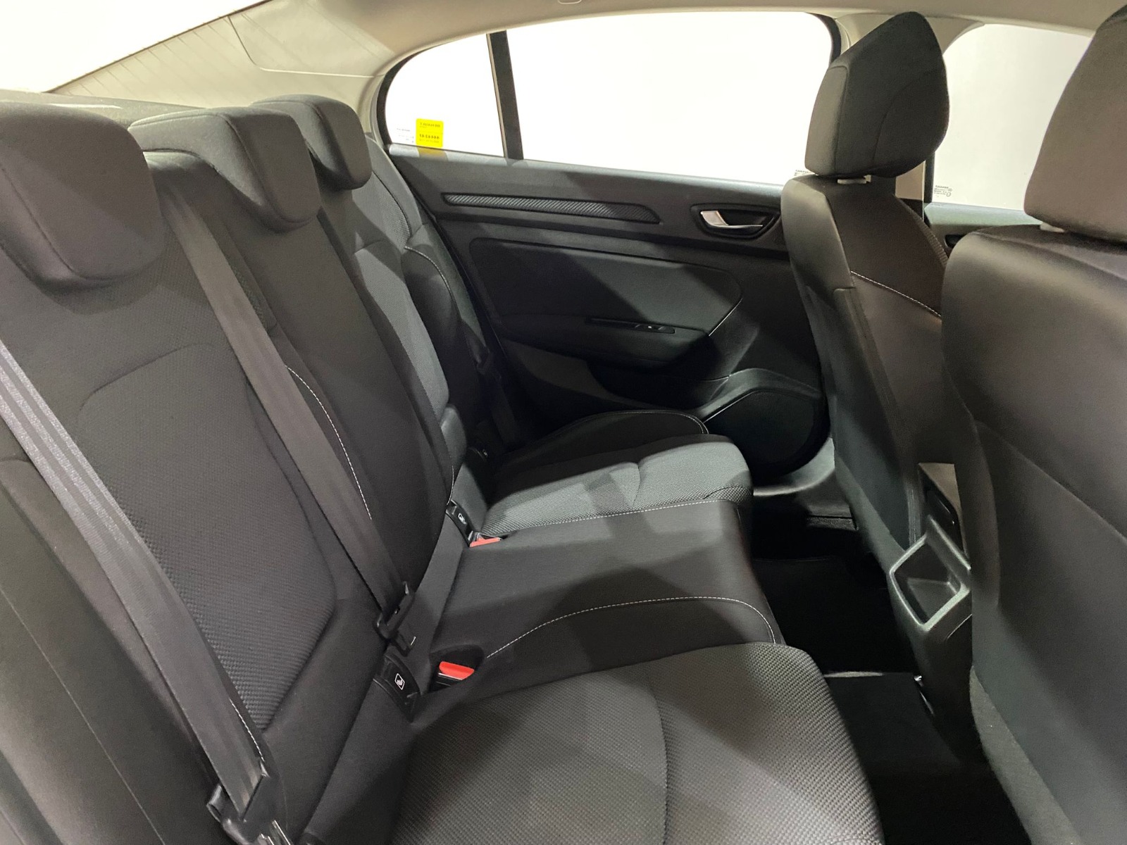 2021 Benzin Otomatik Renault Megane Beyaz Gürel Tasarım Aksesuar Otomotiv San. Tic. Ltd. Şti.