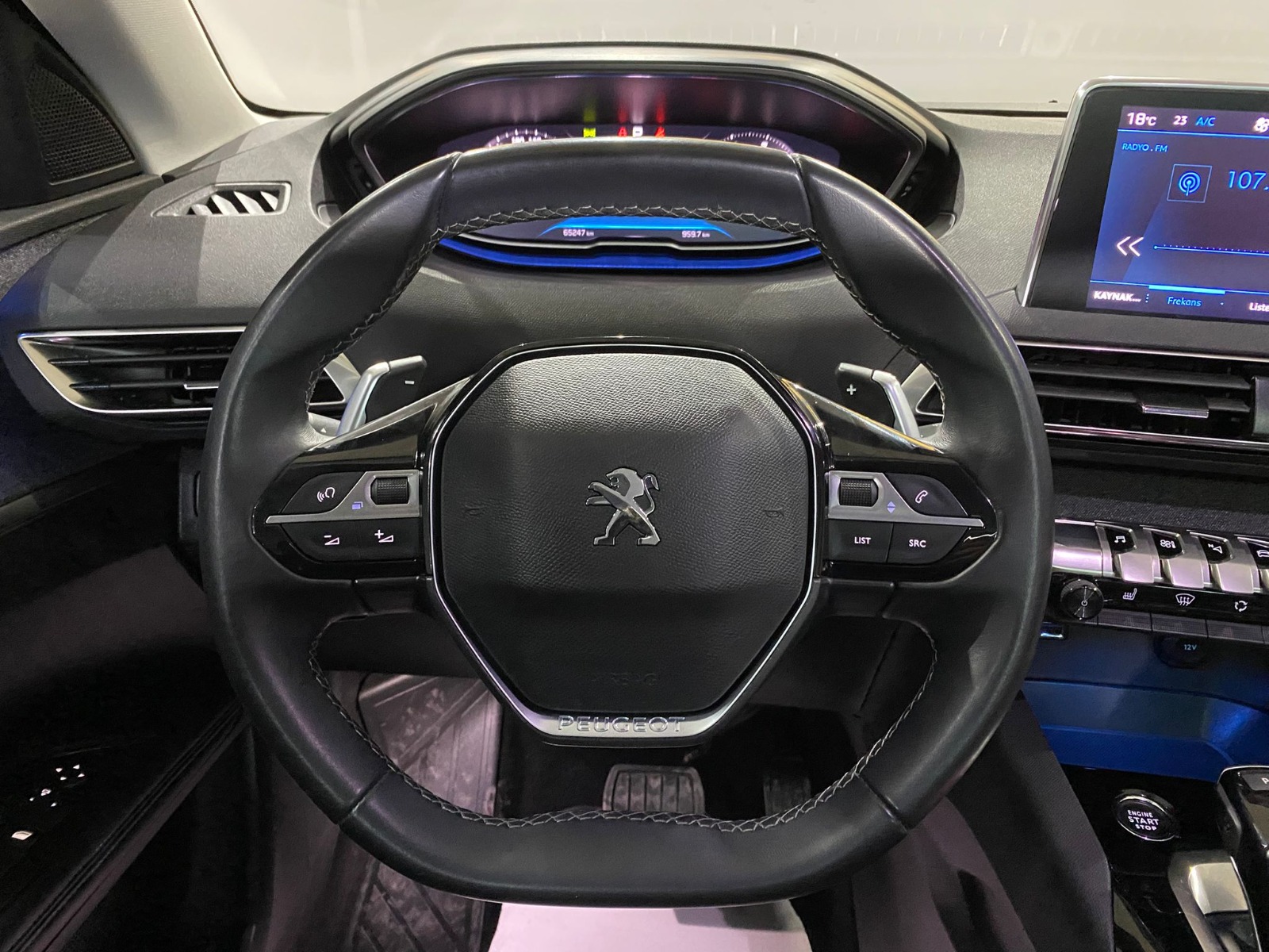 2022 Dizel Otomatik Peugeot 3008 Siyah Gürel Tasarım Aksesuar Otomotiv San. Tic. Ltd. Şti.