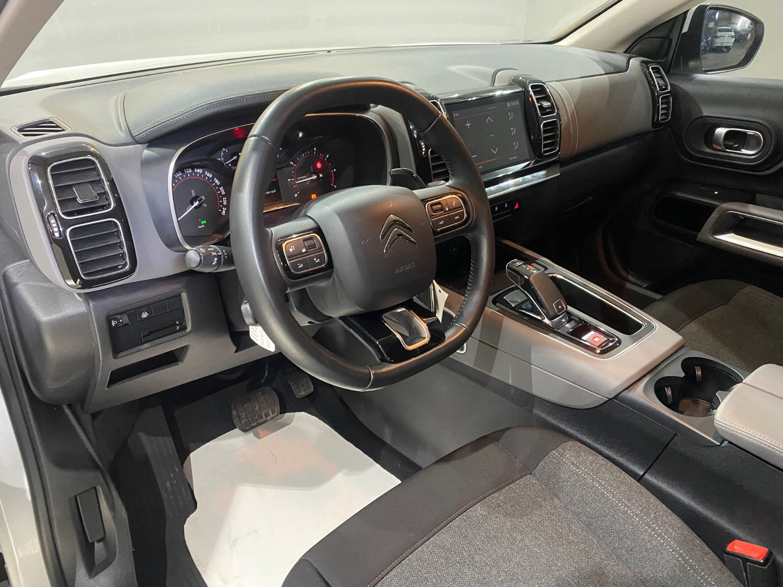 2020 Benzin Otomatik Citroen C5 AirCross Beyaz Gürel Tasarım Aksesuar Otomotiv San. Tic. Ltd. Şti.