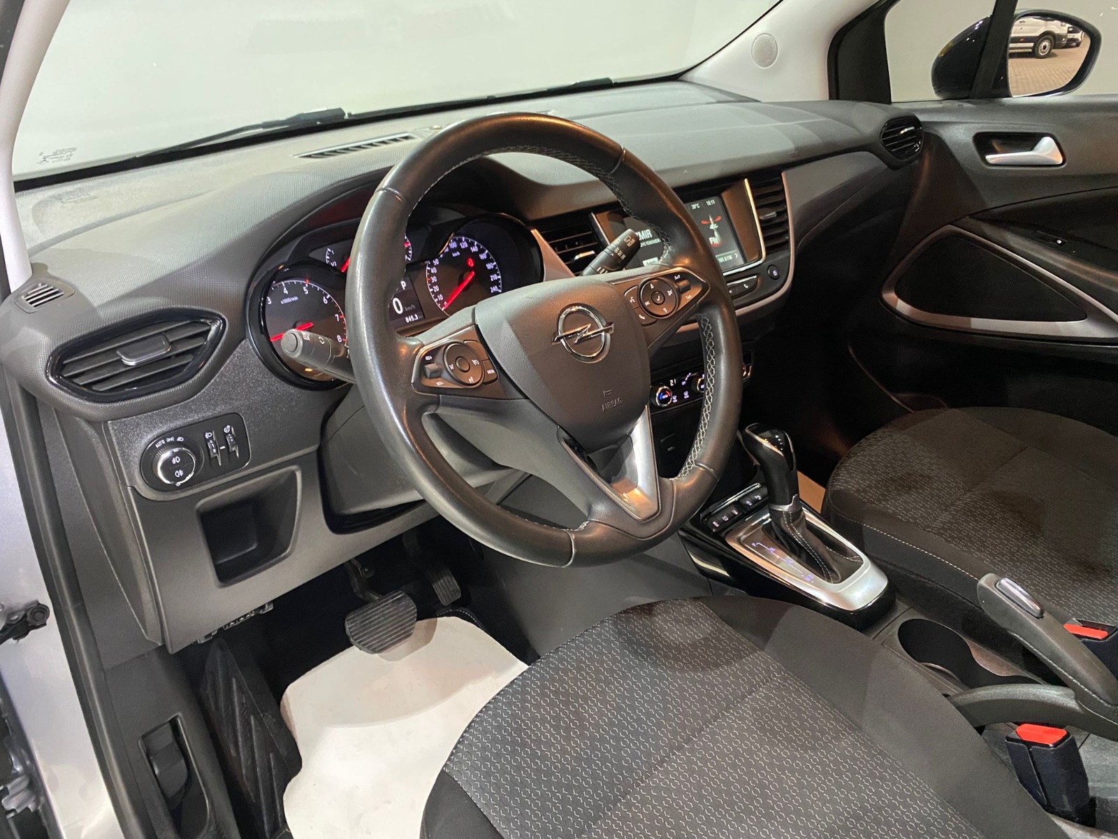2022 Benzin Otomatik Opel Crossland Gri Gürel Tasarım Aksesuar Otomotiv San. Tic. Ltd. Şti.