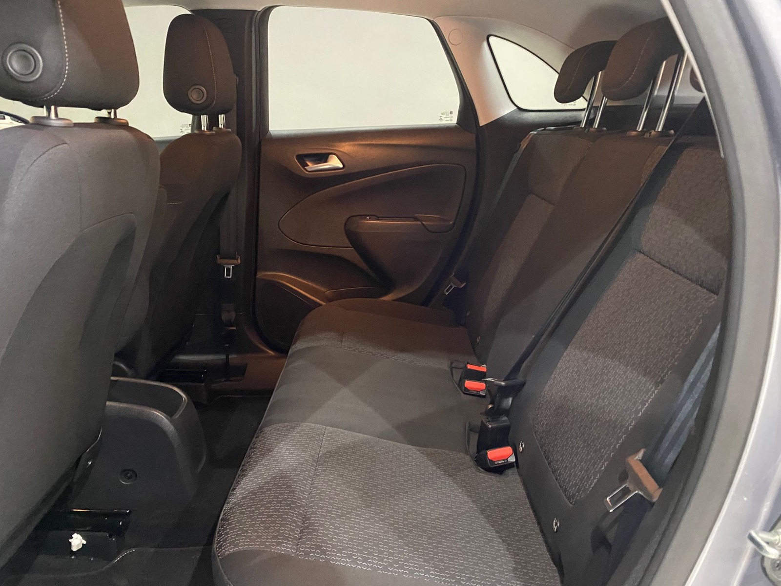 2022 Benzin Otomatik Opel Crossland Gri Gürel Tasarım Aksesuar Otomotiv San. Tic. Ltd. Şti.