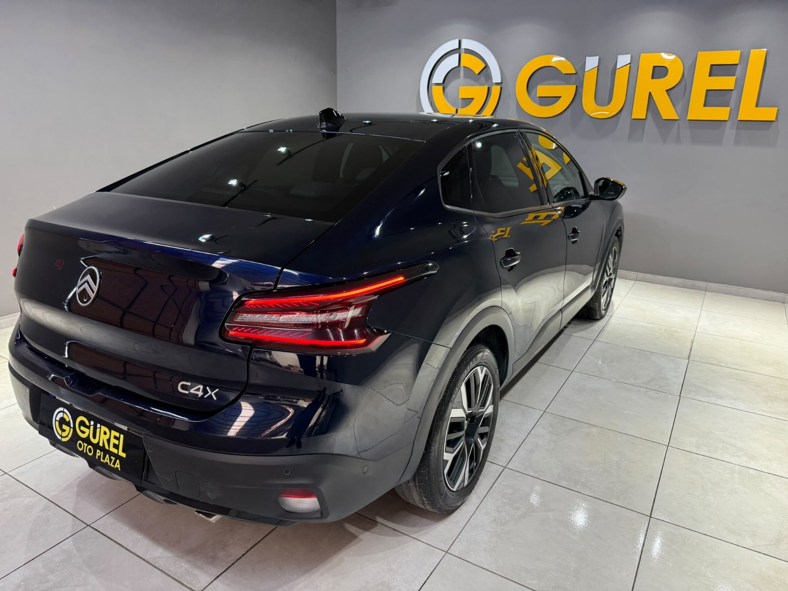 2025 Benzin Otomatik Citroen C4 X Lacivert Gürel Tasarım Aksesuar Otomotiv San. Tic. Ltd. Şti.