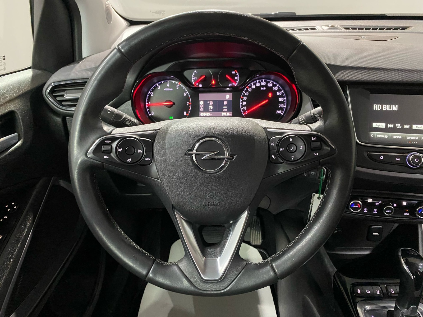 2022 Benzin Otomatik Opel Crossland Beyaz Gürel Tasarım Aksesuar Otomotiv San. Tic. Ltd. Şti.