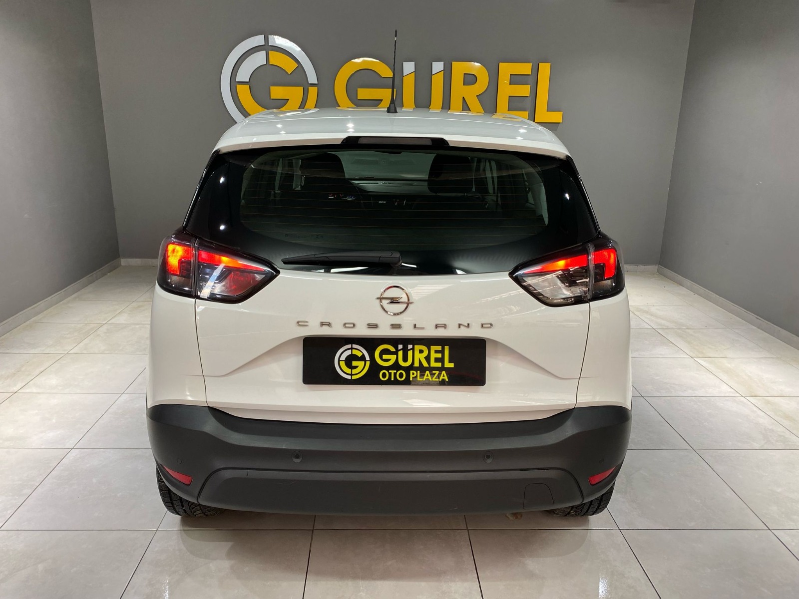 2022 Benzin Otomatik Opel Crossland Beyaz Gürel Tasarım Aksesuar Otomotiv San. Tic. Ltd. Şti.