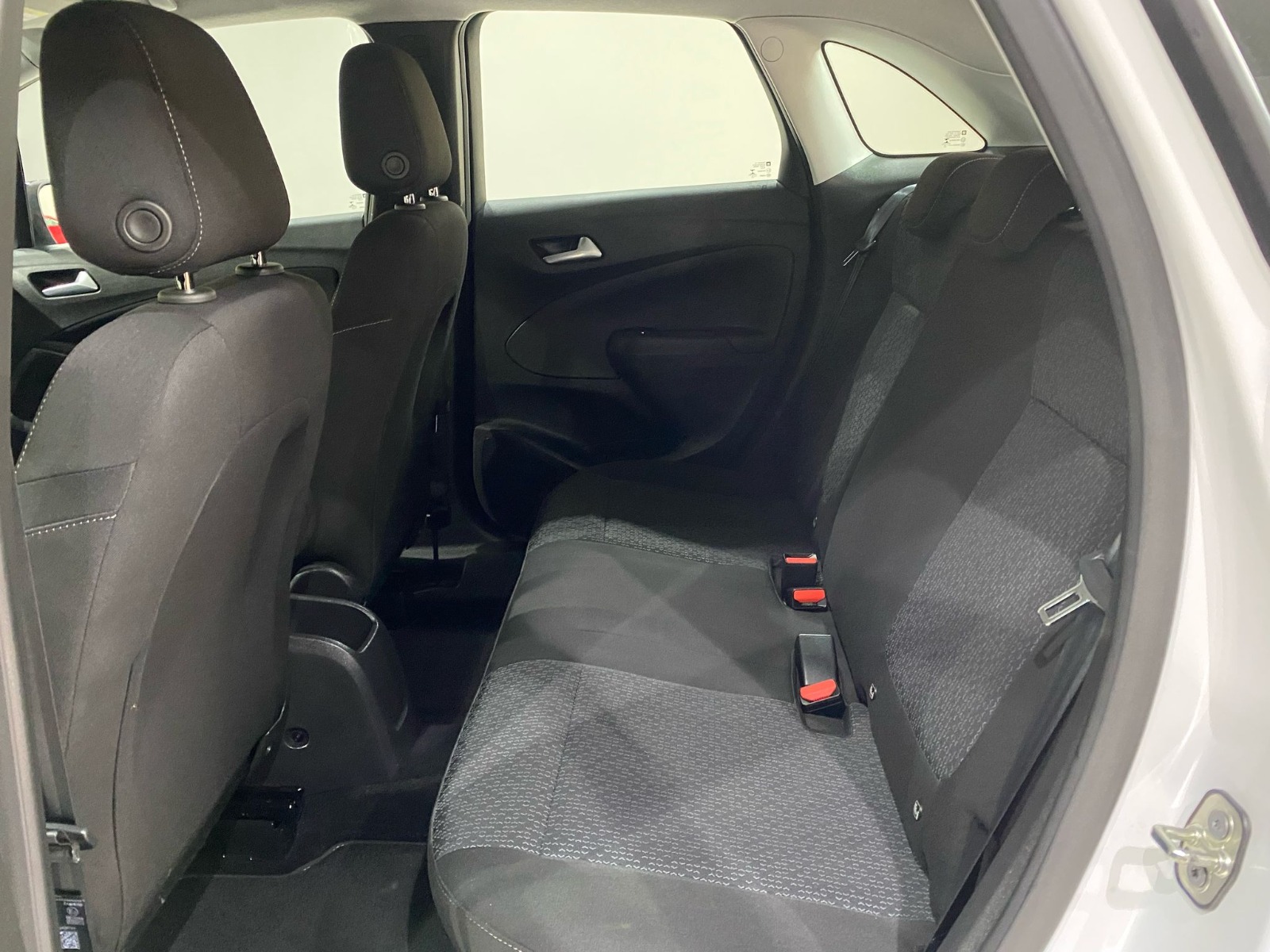 2022 Benzin Otomatik Opel Crossland Beyaz Gürel Tasarım Aksesuar Otomotiv San. Tic. Ltd. Şti.